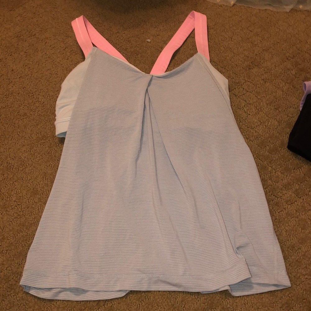 Lulu lemon top